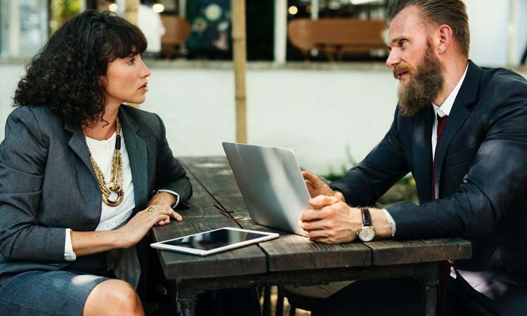 如何成為一名合格的KTV管理經(jīng)理(圖1)